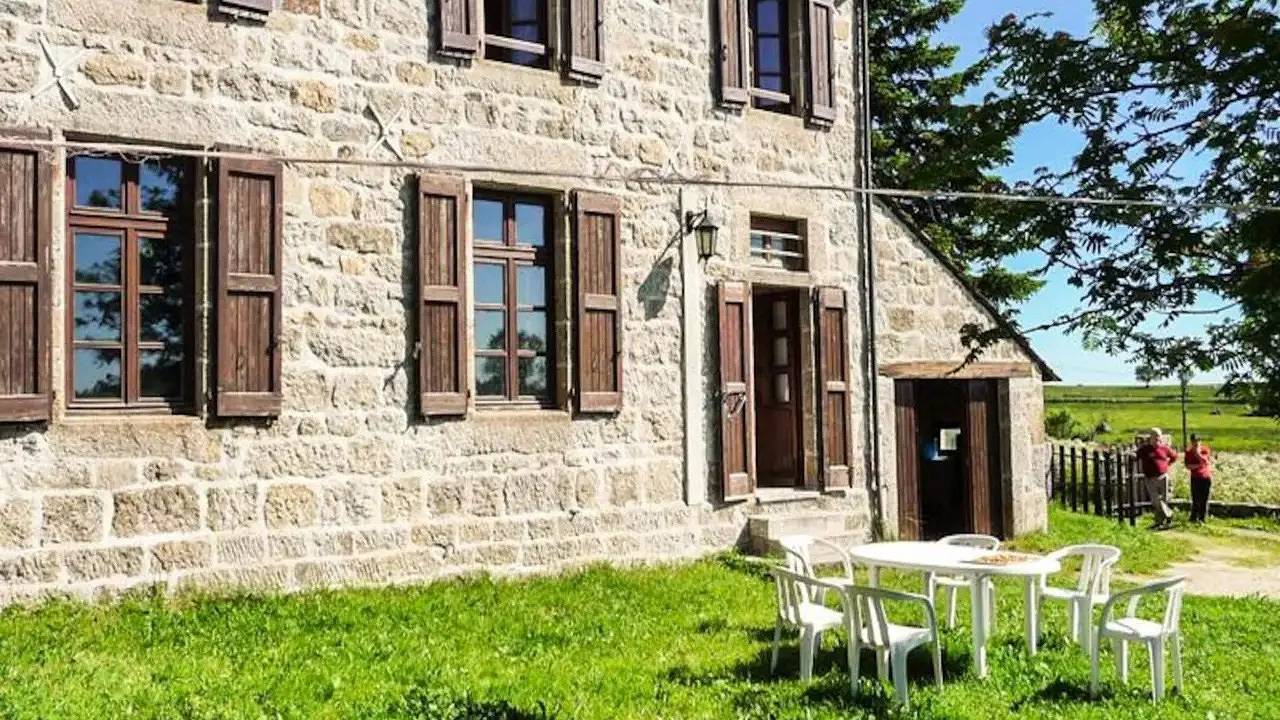 Ganze Ferienwohnung, Ferienwohnung für 6 Personen in Sinières-Planes in Saint-Laurent-de-Muret, Mende und Umgebung