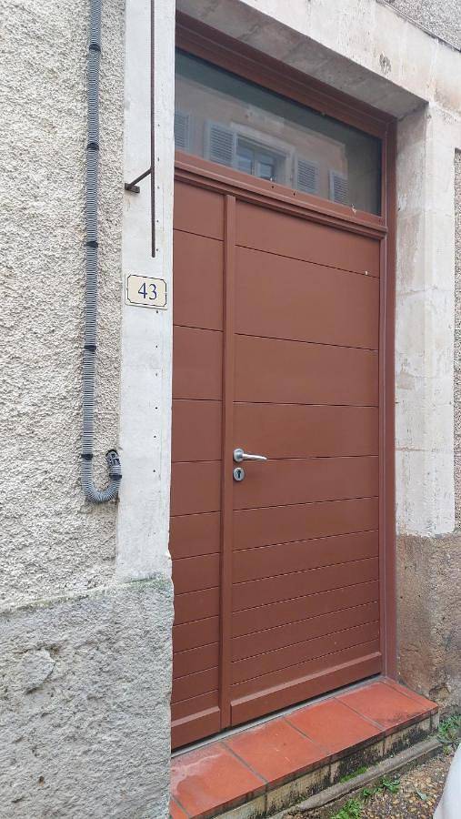 Appartement entier, Appartement en centre-ville in Nontron, Parc naturel régional Périgord-Limousin