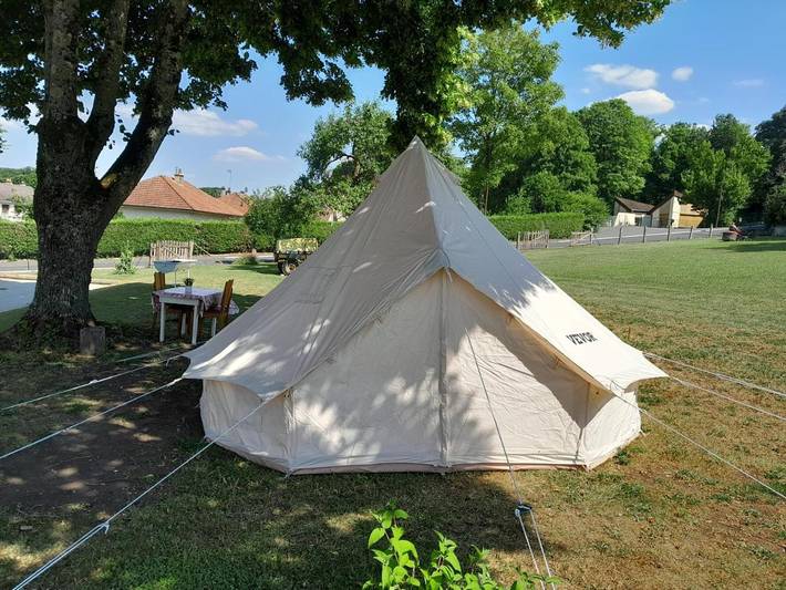 Appart’hôtel pour 6 personnes, avec Terrasse ainsi que Jardin et Vue