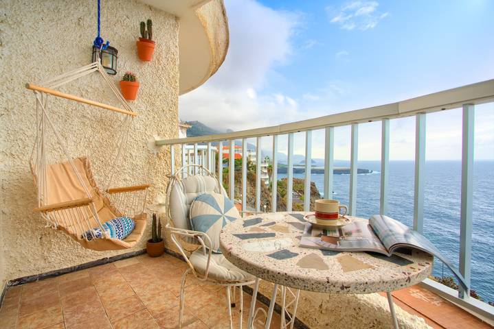 Ganzes Studio, Ferienstudio 'Atlantic Retreat' mit Meerblick, Gemeinschaftspool und Wi-Fi in San Marcos, Teneriffa Nord