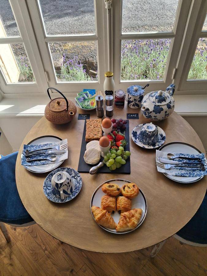 Location de vacances pour 2 personnes, avec jardin et vue à Ségur-le-Château - 3