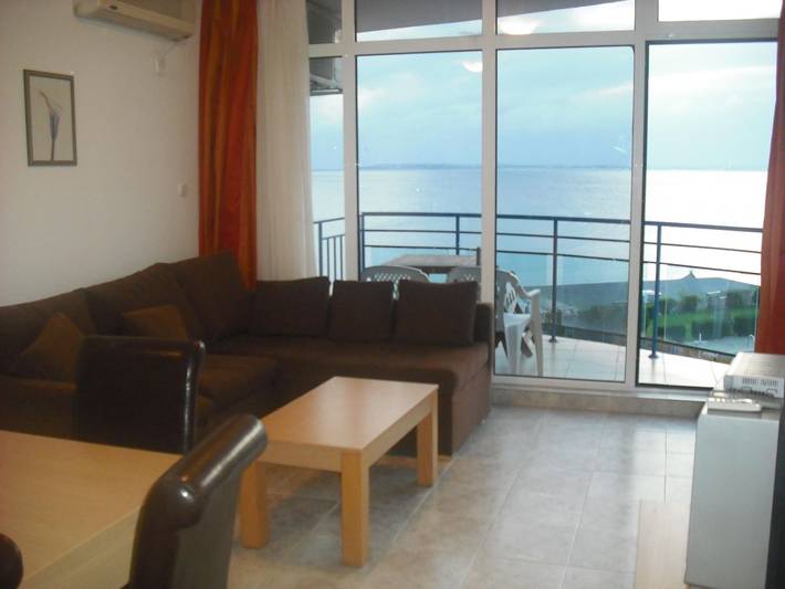 Ferienwohnung für 6 Personen, mit Balkon und Kinderpool sowie Pool und Sauna in Bulgarien - 2