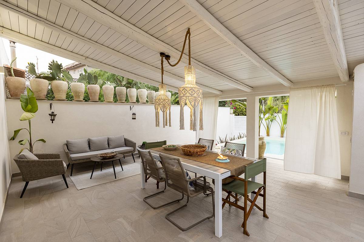 Villa delle Palme con piscina privata in Santa Maria del Focallo, Ispica