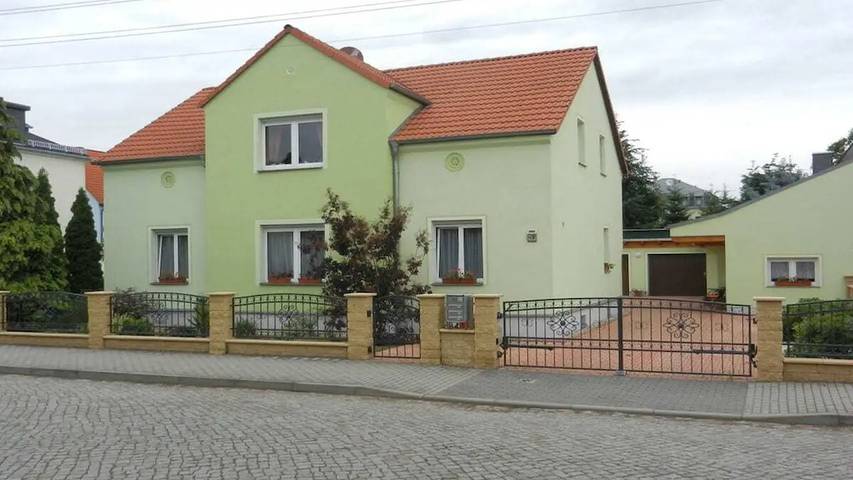 Ferienhaus für 6 Personen, mit Garten, mit Haustier in Cossebaude