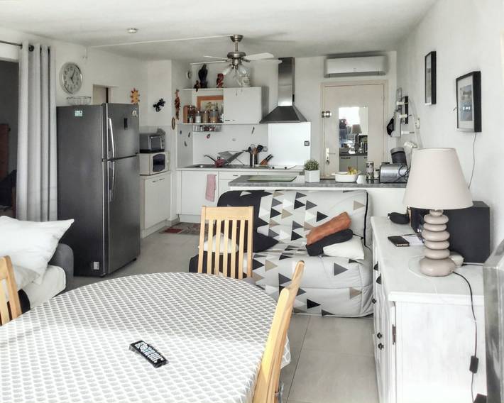 Appartement entier, Appartement charmant au Grau-du-Roi avec piscine partagée in Port Camargue, Le Grau-du-Roi