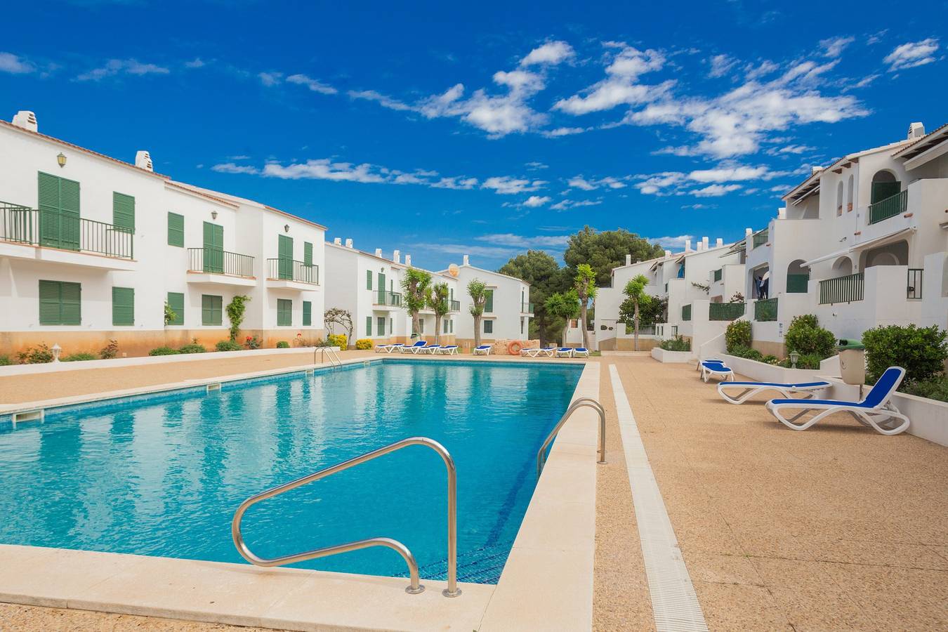 Ganze Wohnung, Wohnung Pregonda 13 Menorca mit Wlan, Pool, Terrassen und Garten in Son Parc, Es Mercadal