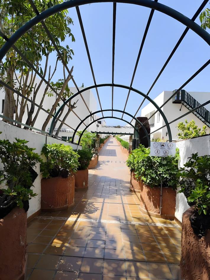 Apartamento de vacaciones para 4 personas, con jardín y piscina para niños - 1