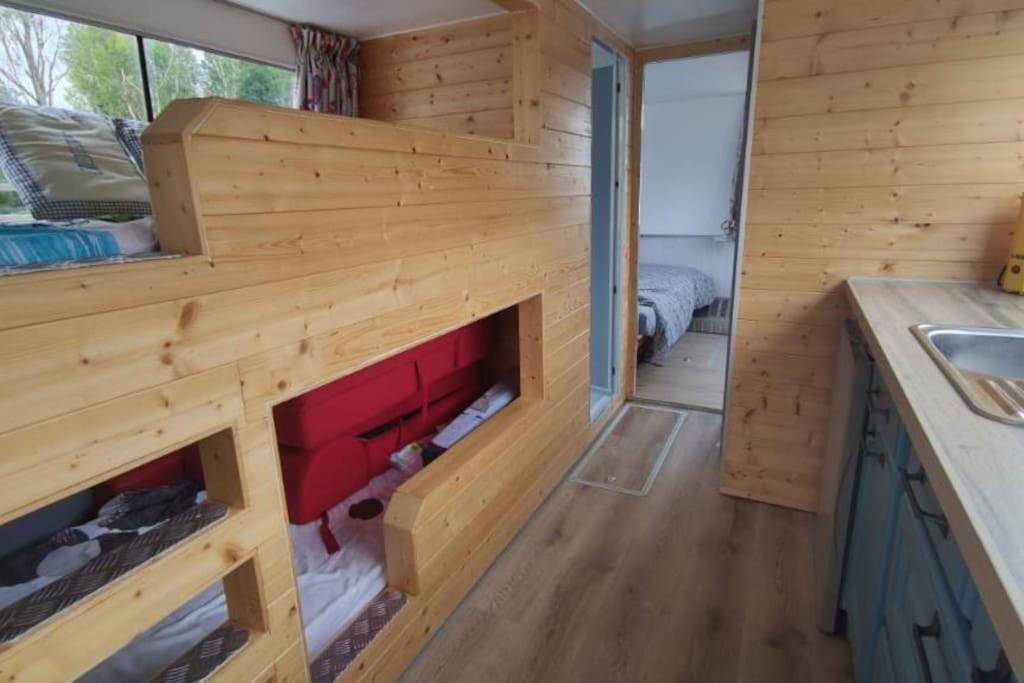 Mobile Home in Briennon, Région de Roanne