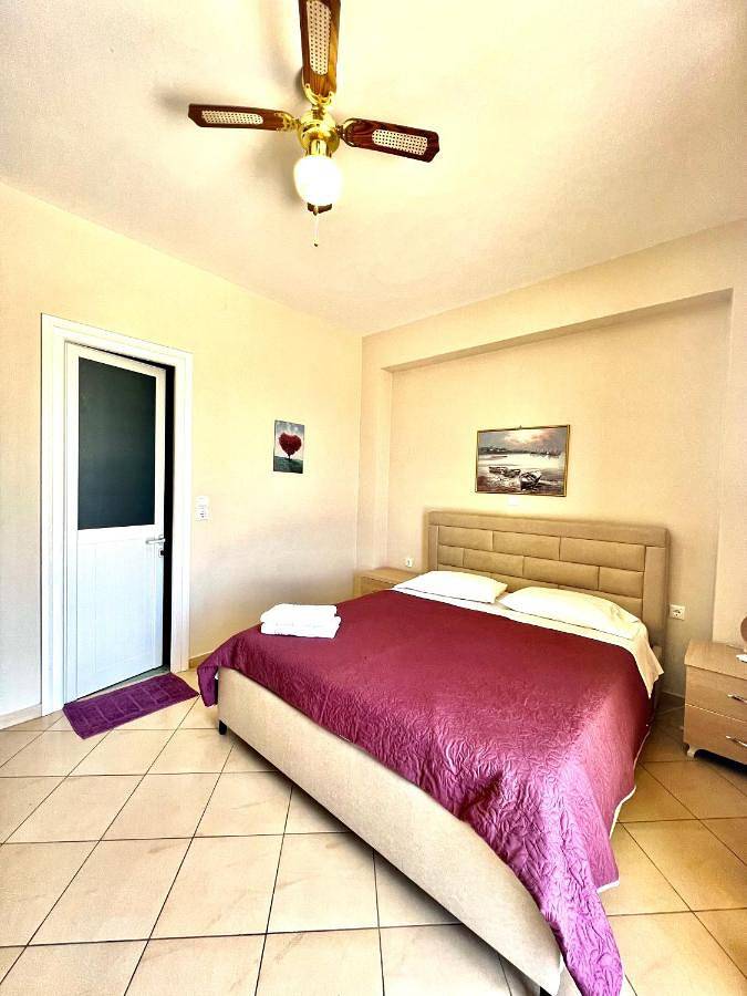 Maison d’hôte pour 6 personnes, avec vue ainsi que balcon et jardin à Himarë - 4