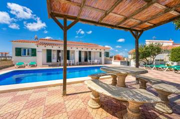 Holiday home in Alaior Municipality, Menorca für 8 