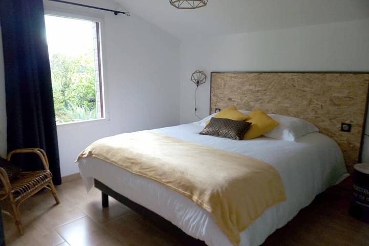 Location de vacances pour 8 personnes, avec jardin et piscine à La Verrie - 3