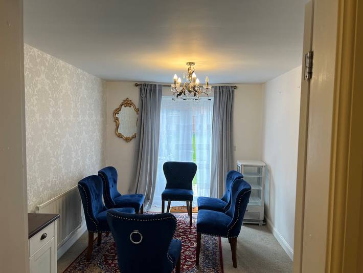 House - Sleeps 10 - Parking - 2 spaces and Garden in Coventry, Birmingham y alrededores
