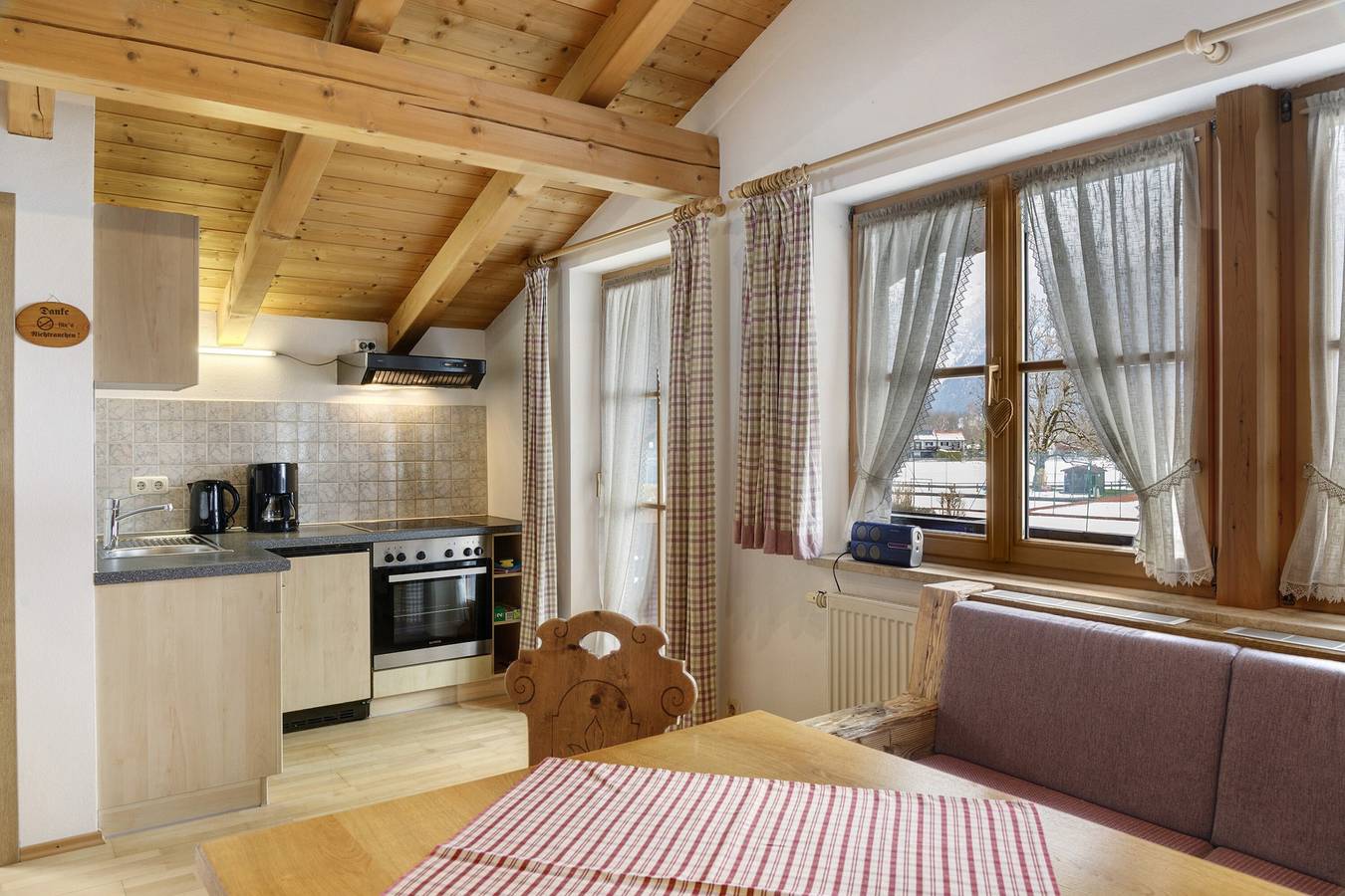 Appartement 'Wank' met bergzicht, balkon en wifi, foto 9