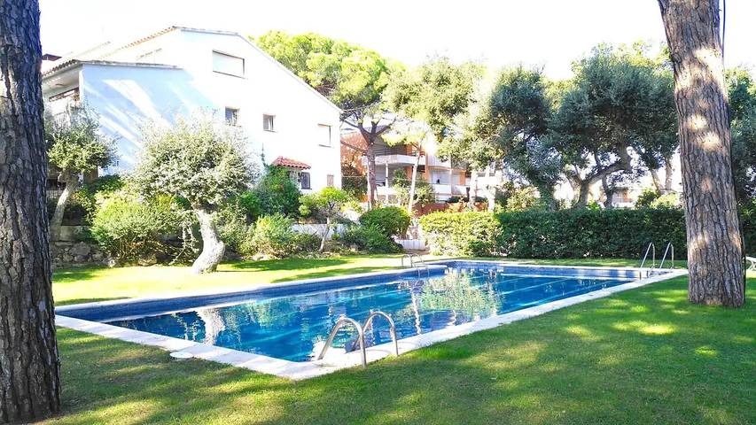 Villa pour 9 personnes, avec jardin et piscine dans Calella de Palafrugell