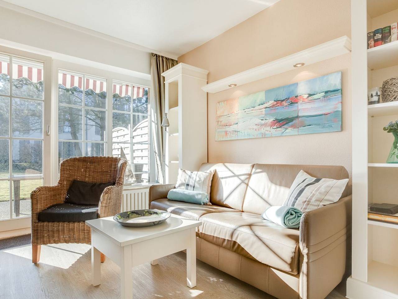 Ganze Ferienwohnung, Haus Am Dorfteich, App. 2 - 2-Raum-Appartement im Erd- und Untergeschoss mit ca. 40m² Nutzfläche in Wenningstedt, Sylt