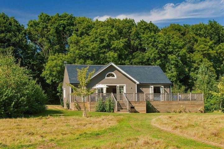 Casa rural para 2 personas con vistas al lago in White Colne, Essex
