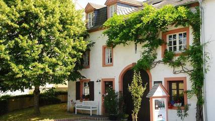 Ferienwohnung für 2 Personen, mit Garten, kinderfreundlich in Konz