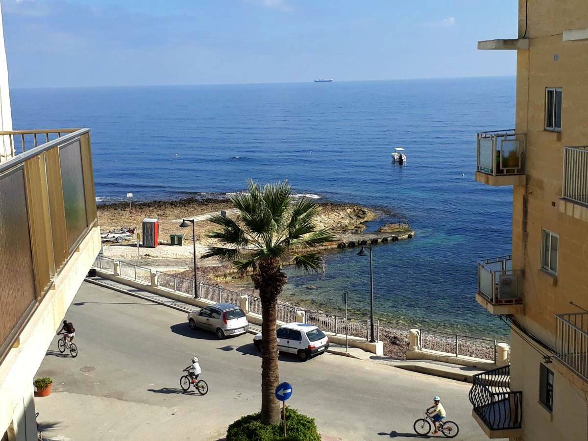 Appartement entier, Apartment with Balcony in Marsalforn, Zebbug