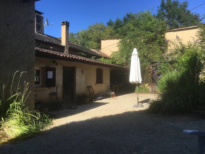 Gîte pour 5 personnes, avec piscine à Villefranche-du-Périgord