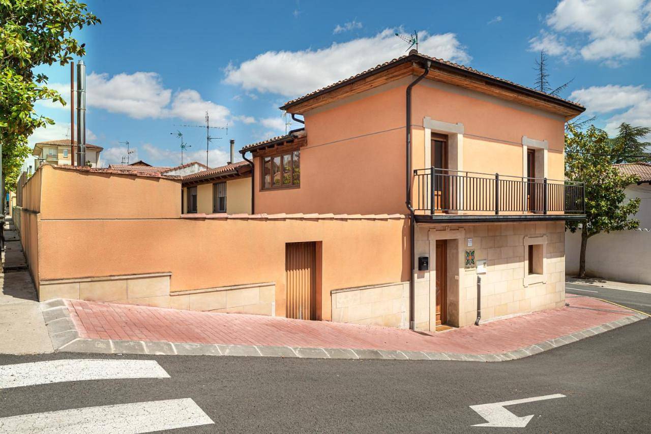 Three-Bedroom House in Elciego, Rioja Alavesa