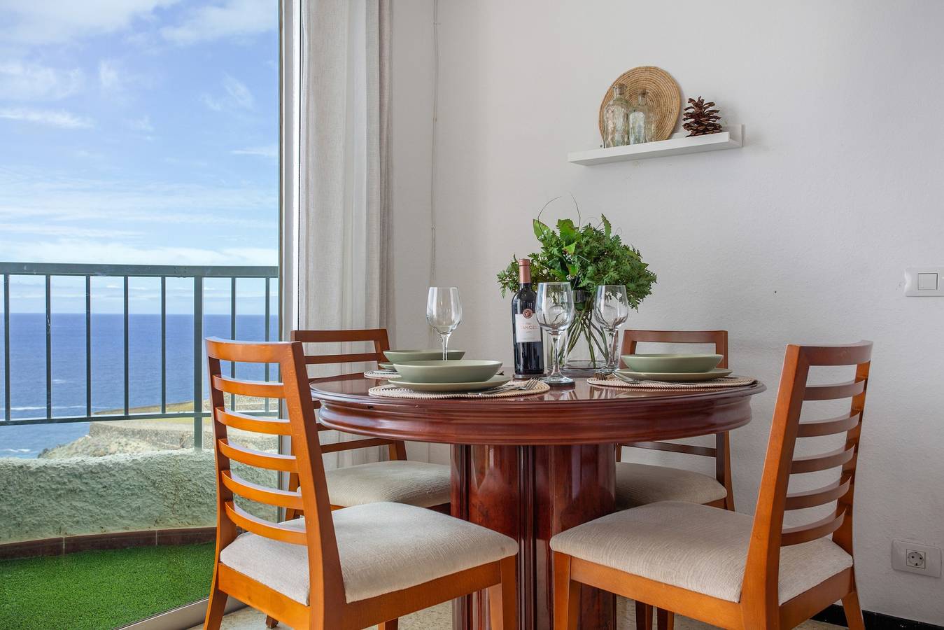 Apartamento entero, Apartamento de vacaciones 'Live San Marcos' con vistas al mar, terraza privada y Wi-Fi in San Marcos, Tenerife Norte