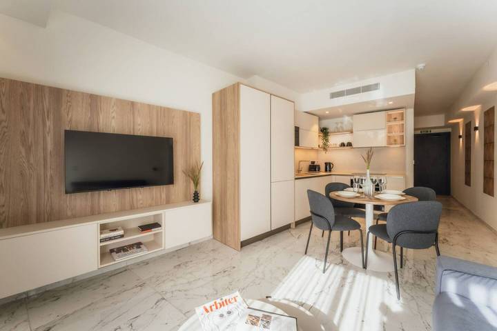 Gîte pour 4 personnes, avec balcon et piscine à San Giljan - 4