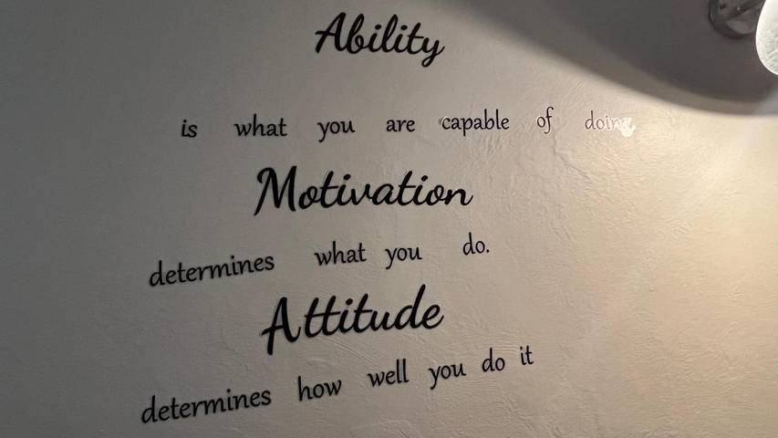 Hôtel pour 2 personnes, avec terrasse et vue, animaux acceptés dans Office De Tourisme Ventoux Sud - 3