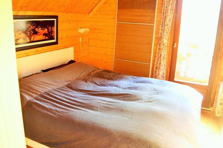 Location de vacances pour 6 personnes, avec piscine ainsi que terrasse et jardin à Beaulieu - 4