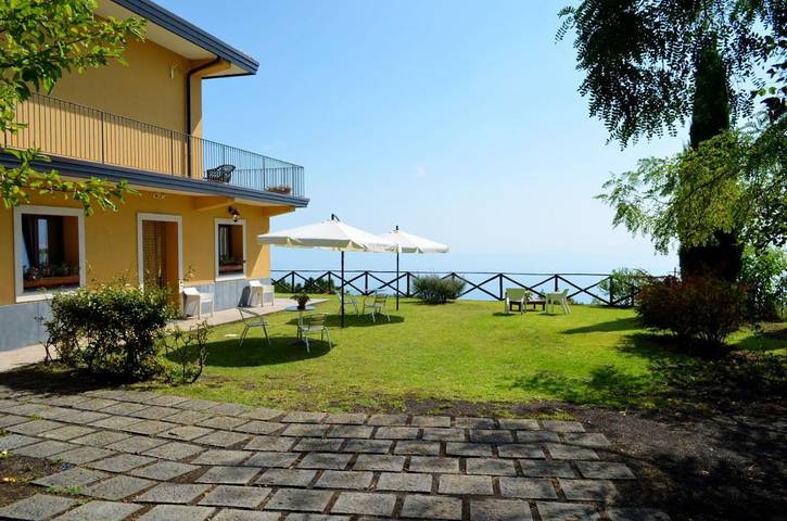 Appartamento per 2 persone, con Terrazza e Giardino a Milo