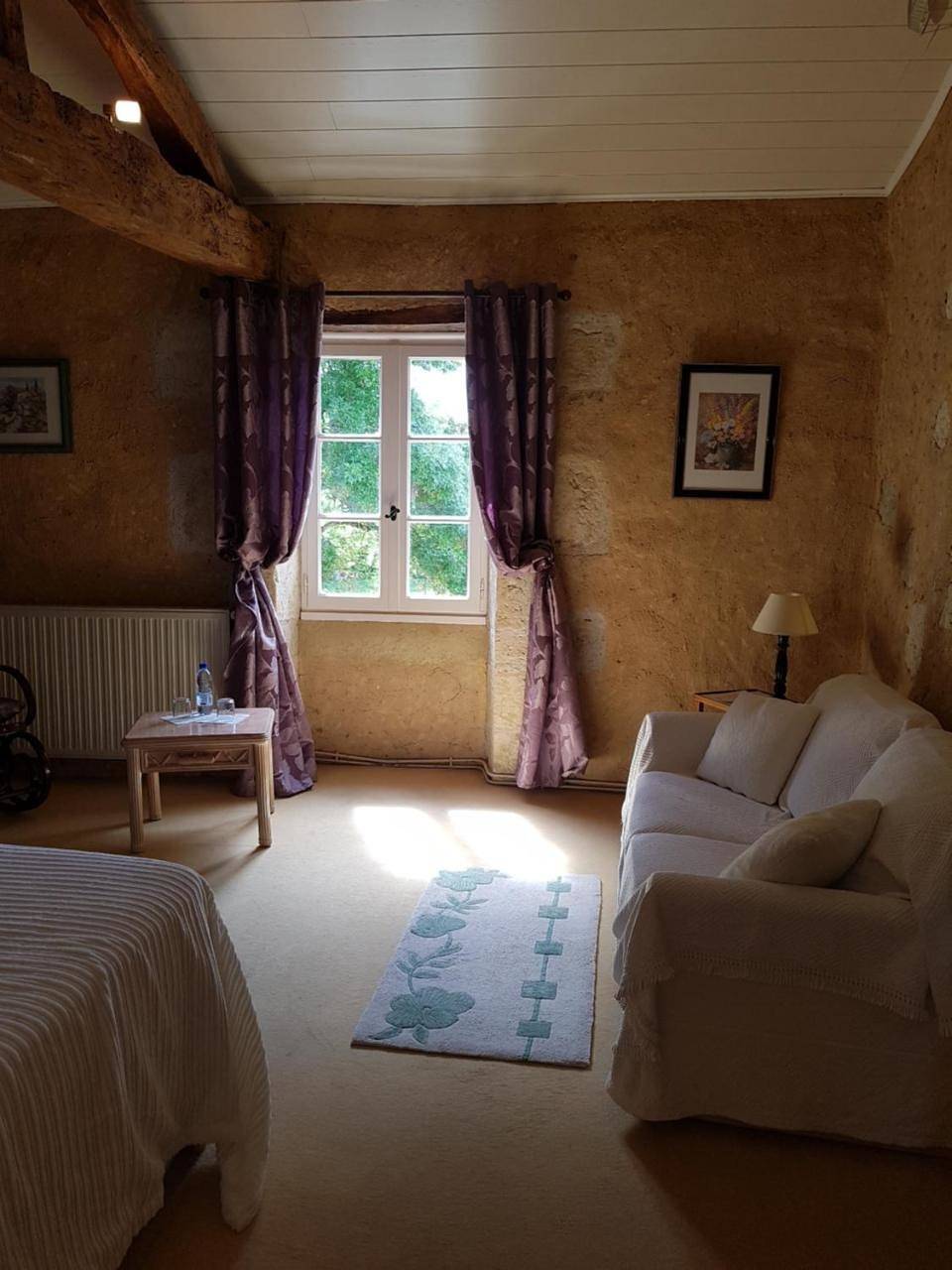 Comfort Double Room in Castéra-Verduzan, Gers