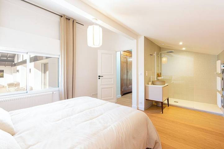 L’Instant – Luxury 6-bedroom house with heated pool in Bassussarry in Bassussarry, Region de Bayona