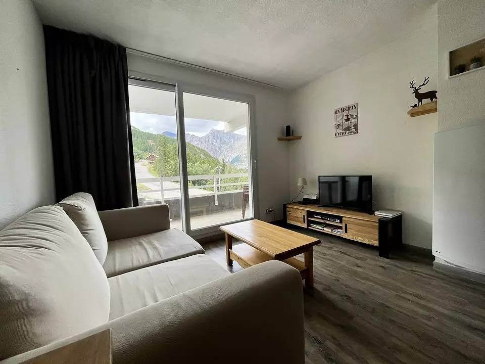 Ganze Wohnung, Sunv217 - Ferienwohnung 6 Personen mit Terrasse in Puy-Saint-Vincent, Nationalpark Écrins