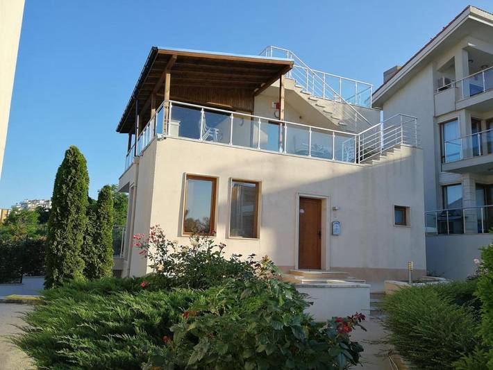 Villa pour 10 personnes, avec piscine et vue ainsi que jardin et sauna en Bulgarie - 3
