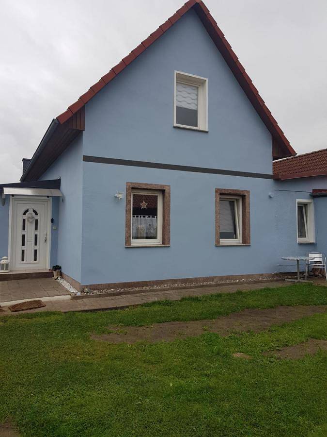 Ferienhaus für 6 Personen, mit Terrasse und Garten in Gingst