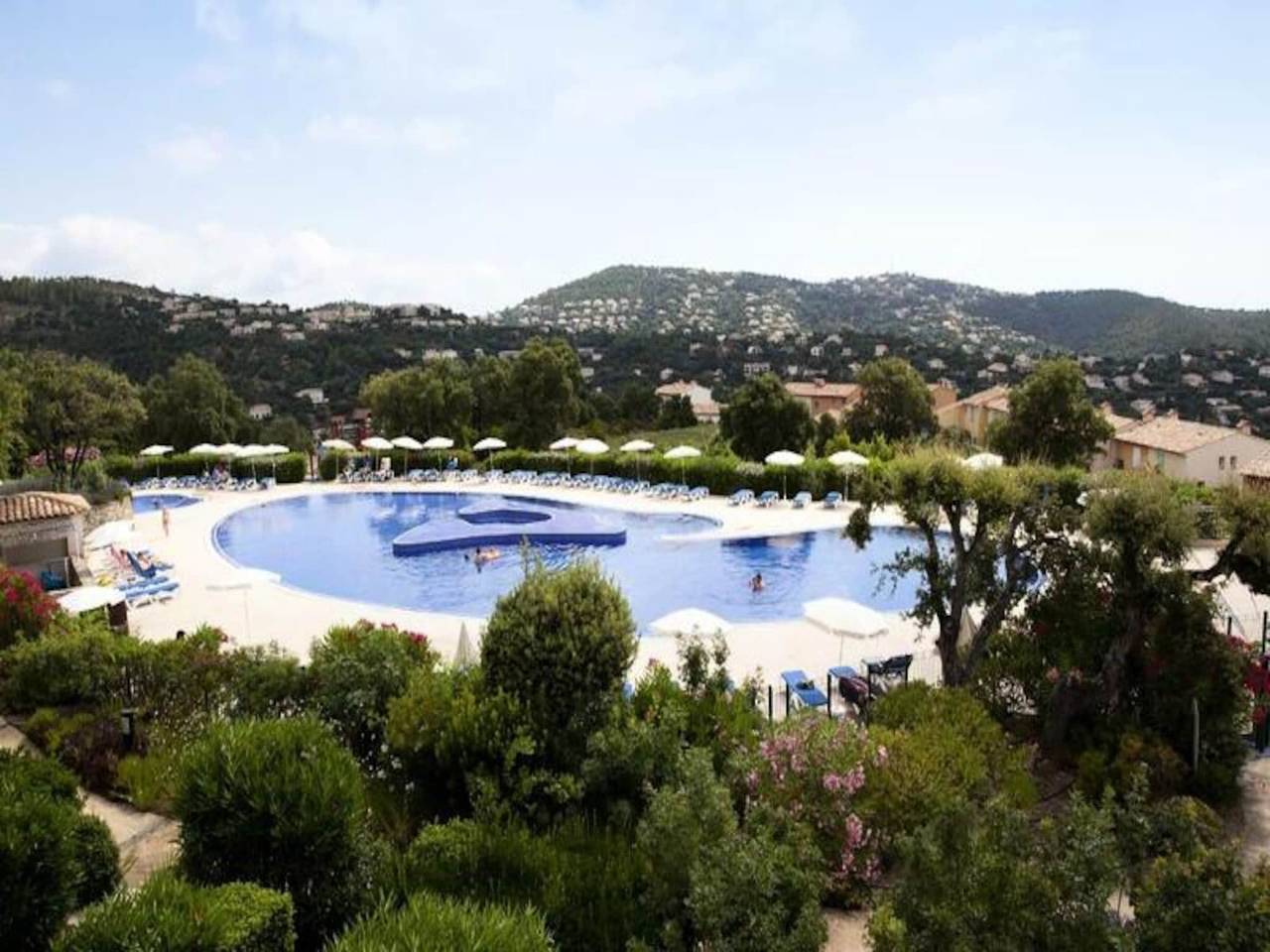 Appartement entier, Maison à Saint-Tropez avec Vue sur Mer in Roquebrune-sur-Argens, Côte méditerranéenne (France)