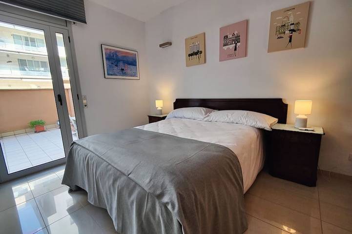 Ferienwohnung für 5 Personen, mit Pool und Terrasse sowie Whirlpool in Badalona - 3