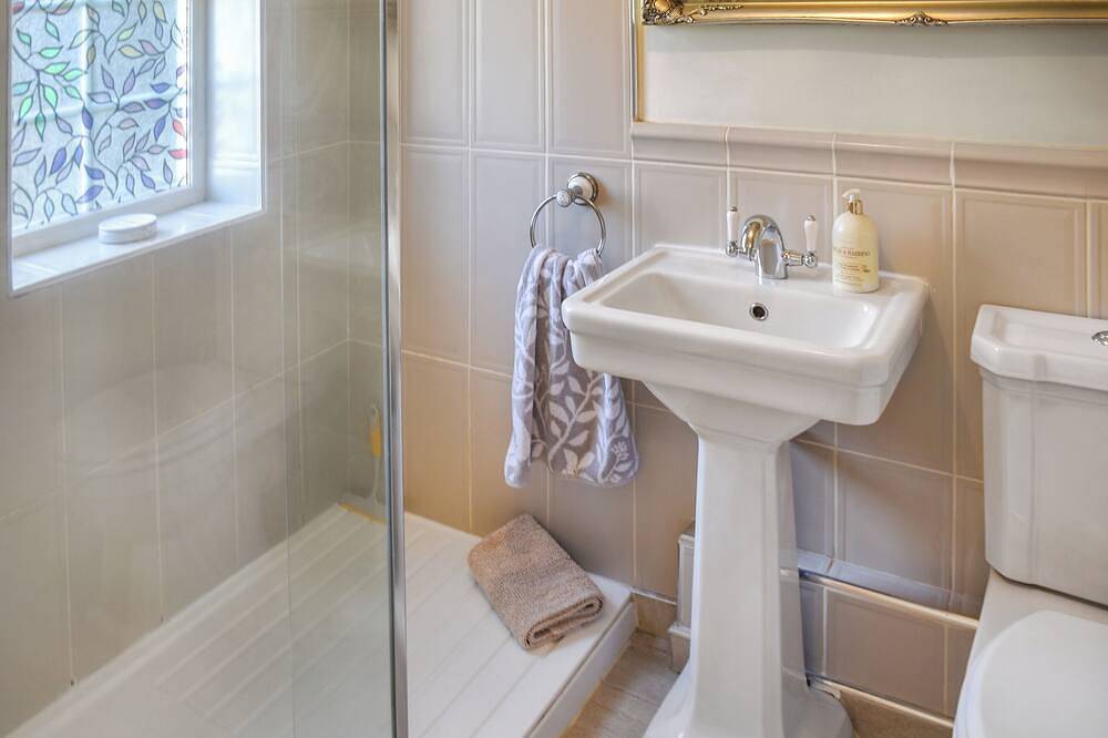 Captain's Cottage in Great Yarmouth, The Broads