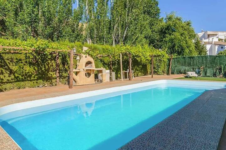 Chalet para 14 personas, con jardín - 1