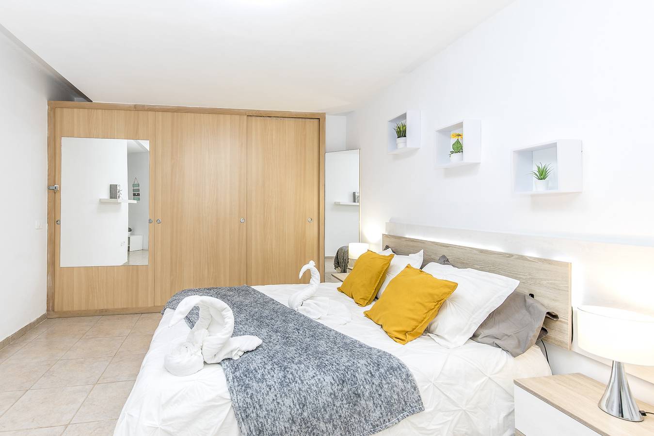 Entire apartment, Relax by the Sea at Medano Retreat, Terrace & Pool in Playa el Médano, Granadilla de Abona