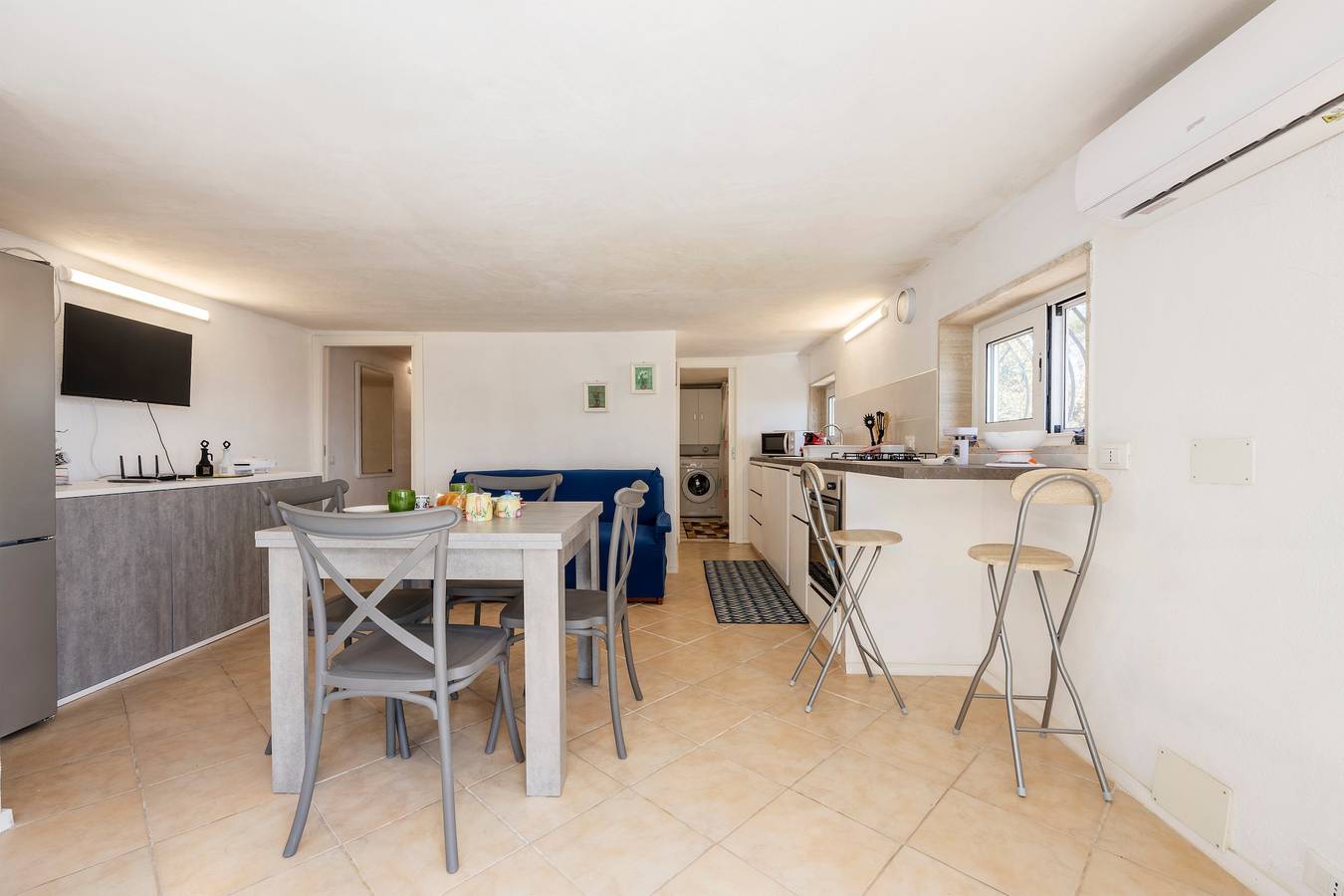 Maison de vacances 'Casa Ros' avec vue sur la mer, Wi-Fi et climatisation in Palerme, Province de Palerme