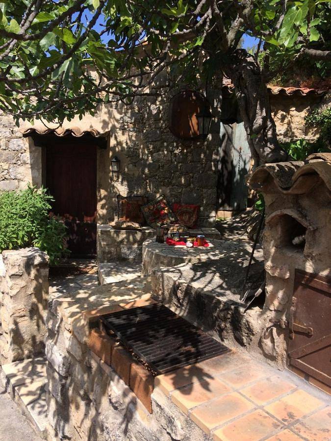 Double Room with Patio in Ampus, Région de Draguignan