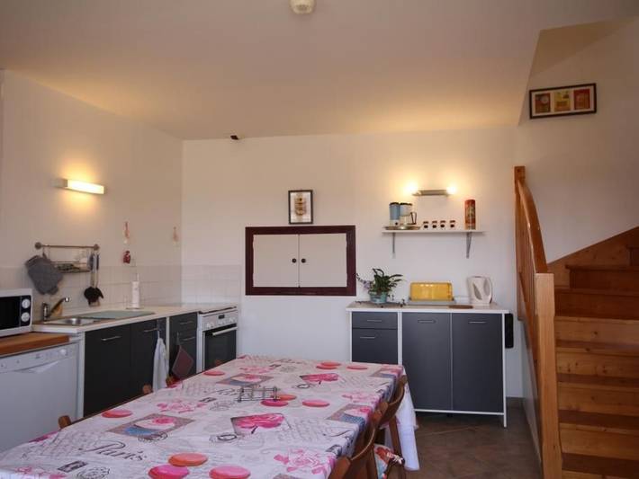 Gemütliches Haus im Morvan, 2 Schlafzimmer, Haustiere erlaubt, privater Parkplatz in Ouroux-en-Morvan, Naturpark Morvan
