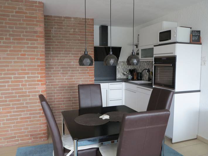 Ferienhaus für 4 Personen, mit Balkon und Garten sowie Seeblick und Ausblick in Wesermarsch - 4