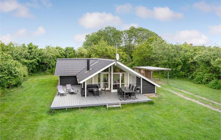 Bungalow für 7 Personen, mit Terrasse und Whirlpool sowie Garten in Dänemark