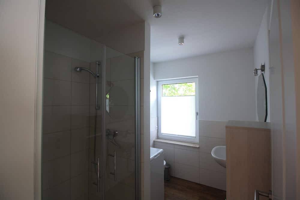 Ganze Wohnung, Moderne Ferienwohnung in ruhiger und zentraler Lage von Prenzlau in Prenzlau, Uckermark