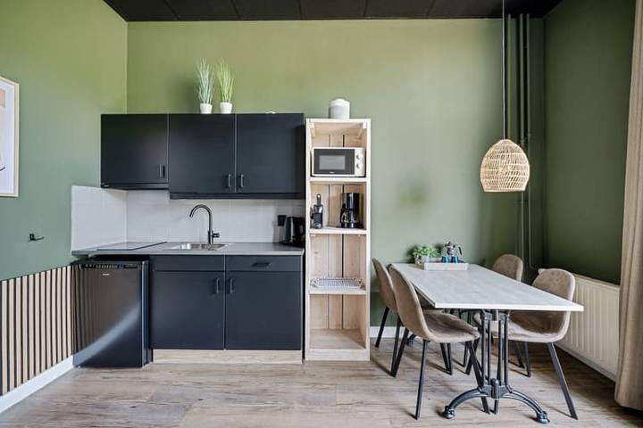 Ferienwohnung für 2 Personen, mit Seeblick und Terrasse sowie Balkon/Terrasse in Goeree-Overflakkee - 2