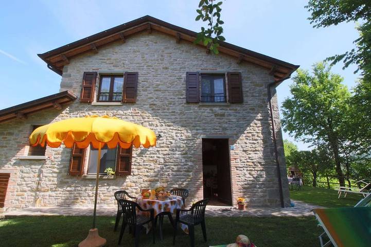 Ferienhaus für 4 Personen, mit Garten und Pool