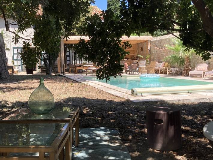 Gîte pour 9 personnes, avec piscine ainsi que jardin et terrasse à Saint-Laurent-de-la-Salanque - 3