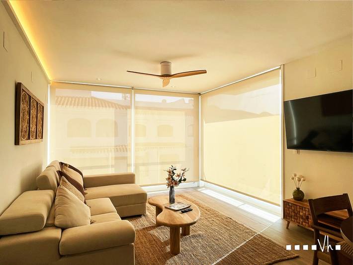 Entire apartment, Penthouse with private pool, sea view - 4 guests in Platja de l'Ampolla (Moraira), Teulada (Spain)