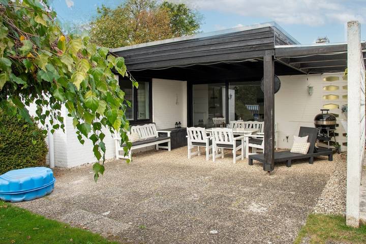Ferienhaus für 6 Personen, mit Terrasse und Garten